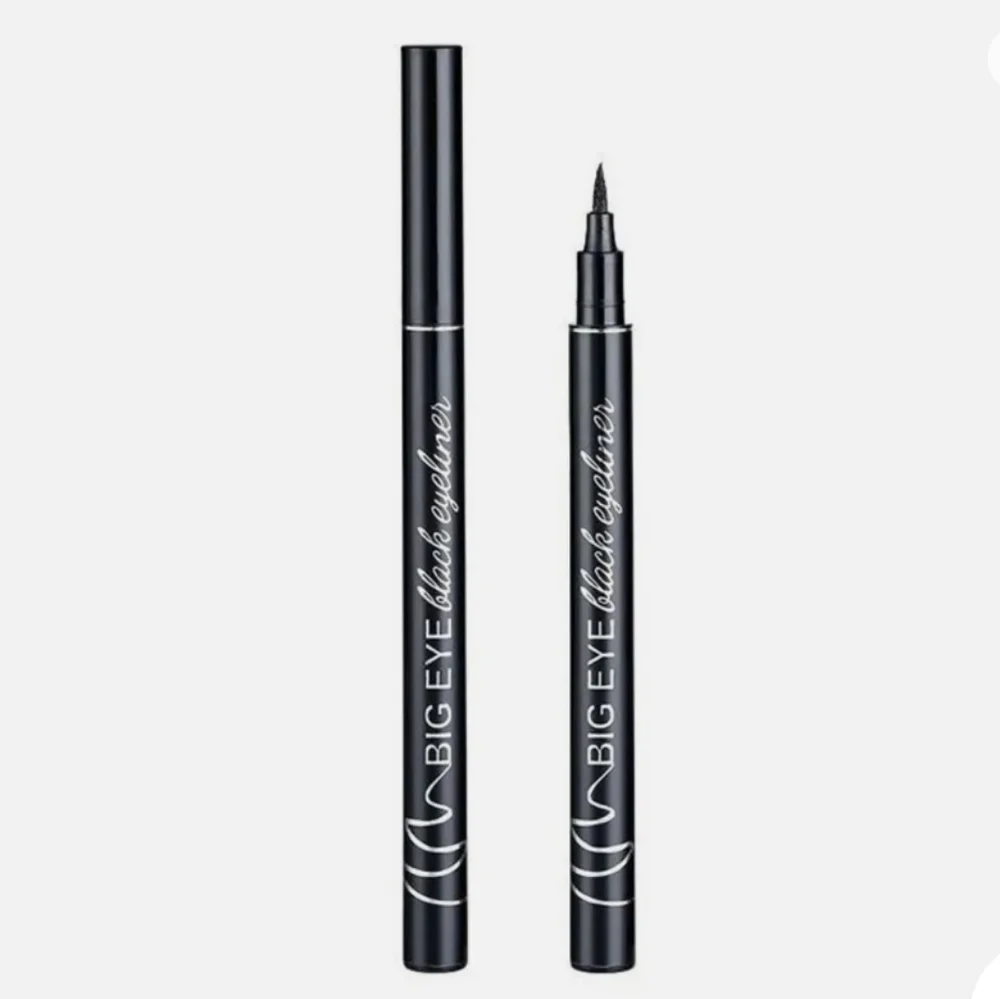 Black Eyeliner